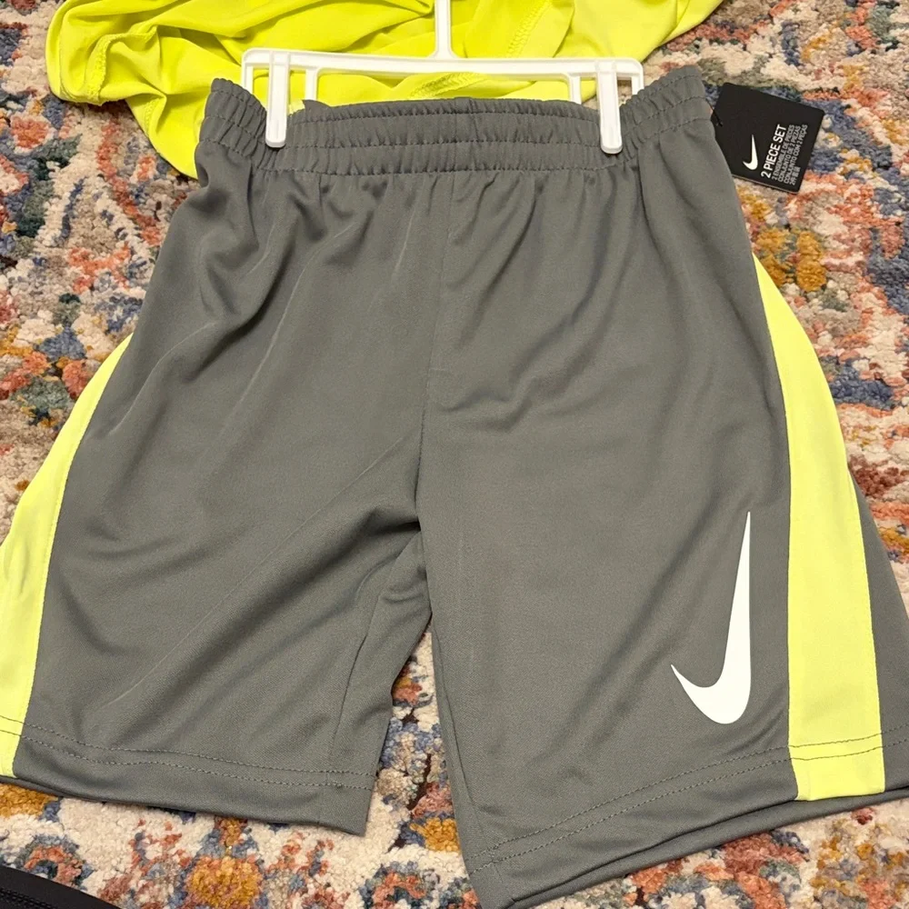 Nike Neon Yellow & Gray Youth Dri-FIT 'Just Do It' Tee and Shorts - Picture 5 of 5